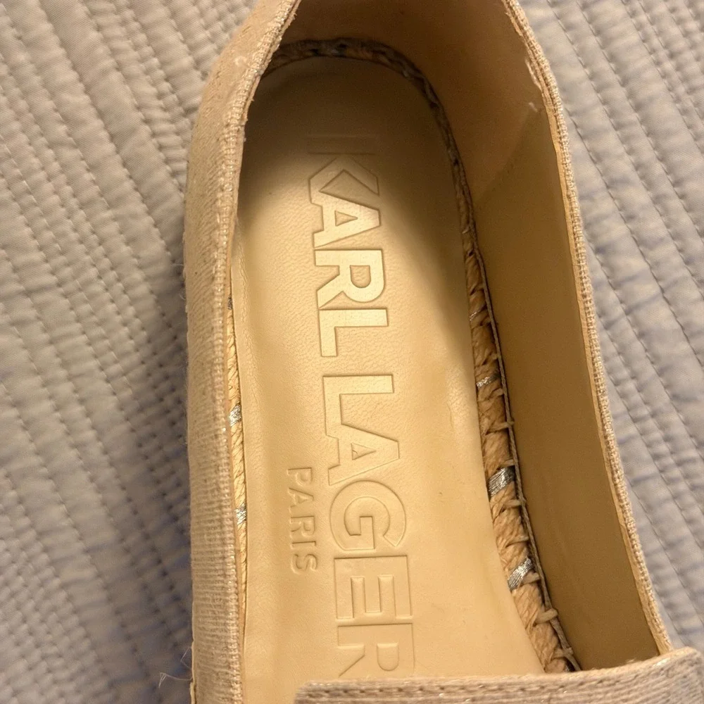 Karl Lagerfeld Paris Womens Margie Gold Crystal Pearl Espadrille Flats Shoes 8M